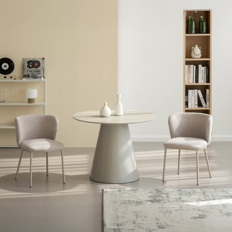 Elowen Ronde Eettafel en 4 Sanger Karin Eetkamerstoelen [Eetkamerset]