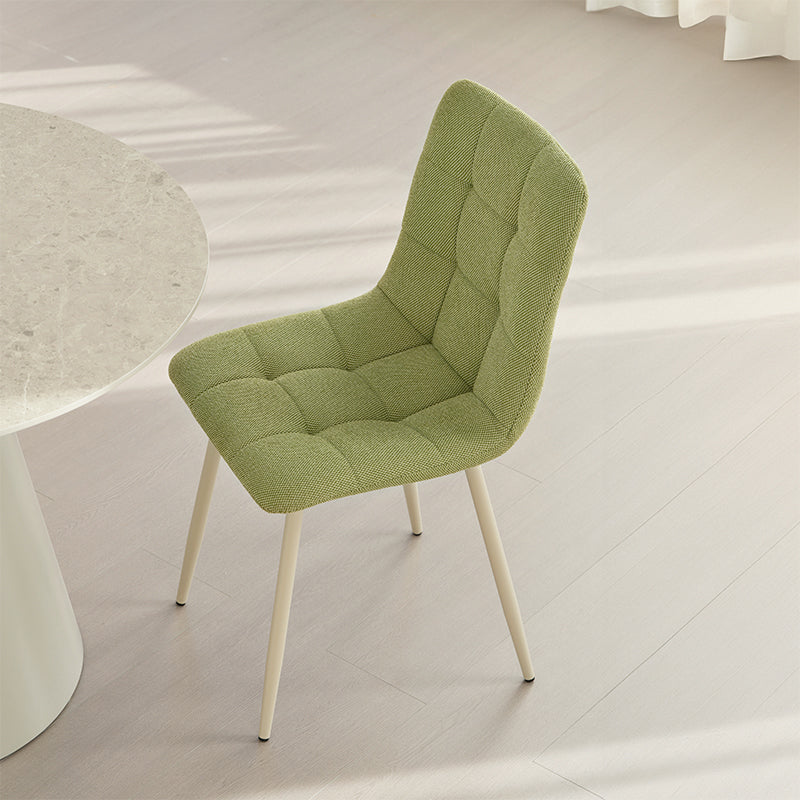 Elowen Ronde Eettafel en 4 Aoife Eetkamerstoelen [Eetkamerset]