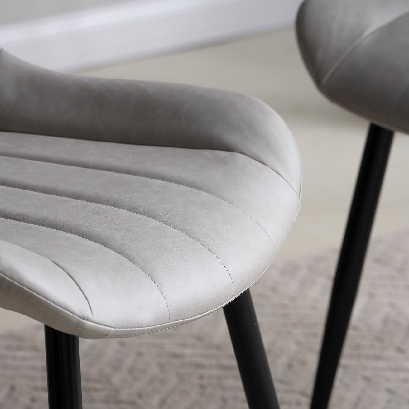 esszimmerstuhl beige，esszimmerstuhl grau，esszimmerstuhl leder，esszimmerstuhl schwarz，esszimmerstuhl 160 kg belastbar，esszimmerstuhl kunstleder，esszimmerstuhl modern，esszimmerstuhl braun，esszimmerstuhl taupe