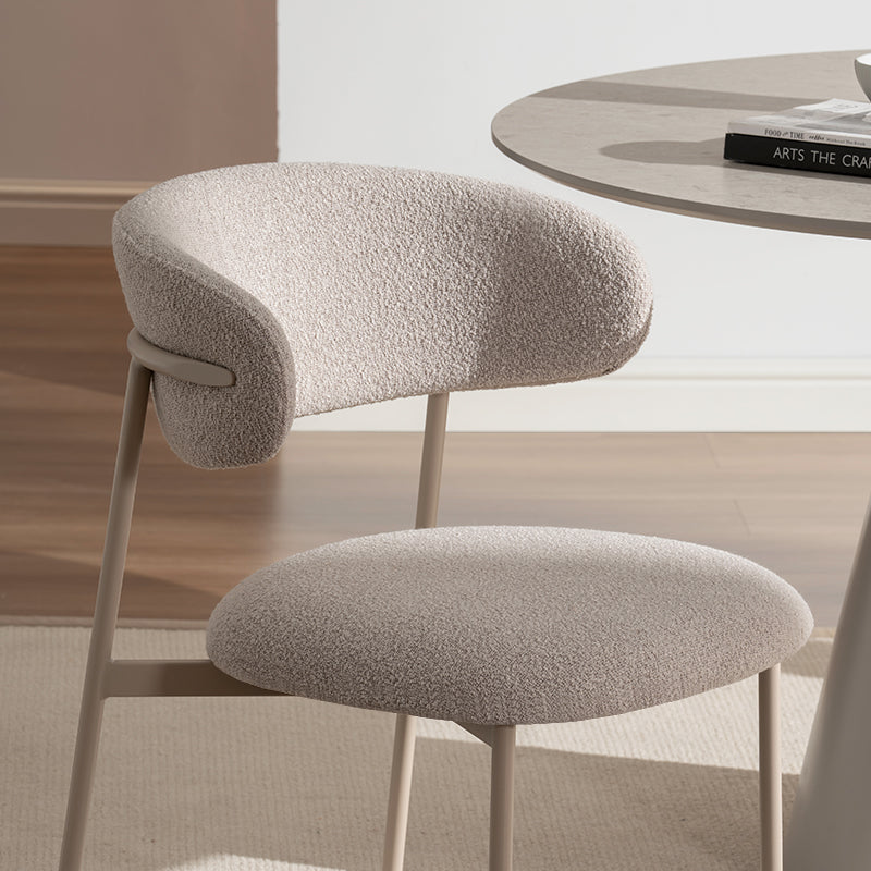 Ronde eettafel Elowen en 4 eetkamerstoelen Zahra [Eetset]