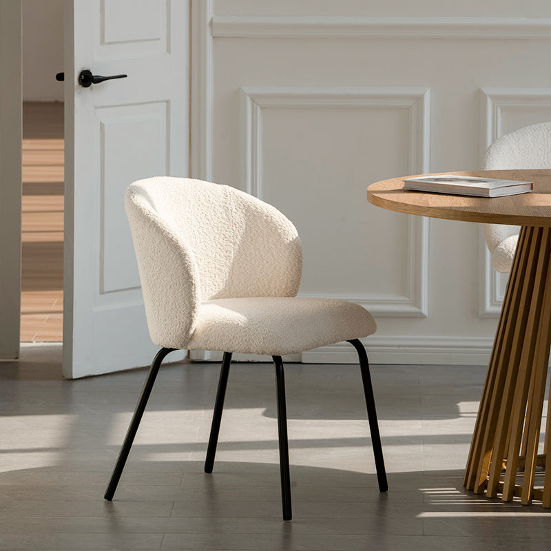 Veronica Ronde Eettafel en 4 Yasin Eetkamerstoelen [Eetkamerset]